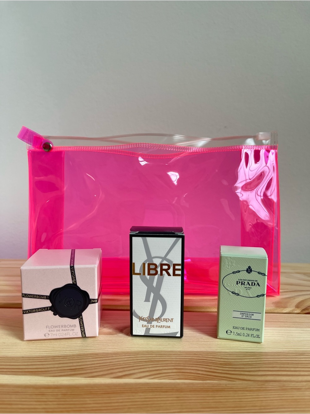 Cosmetic Pouch with Luxury Minis - Picture 2 of 3